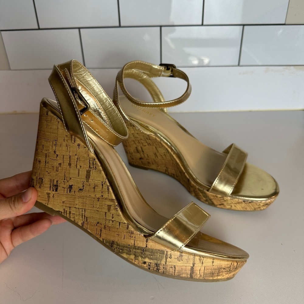 Old Navy Gold Clean Cork Wedges Women Size 9
